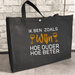 432- ik ben zoals wijn hoe ouder hoe beter
