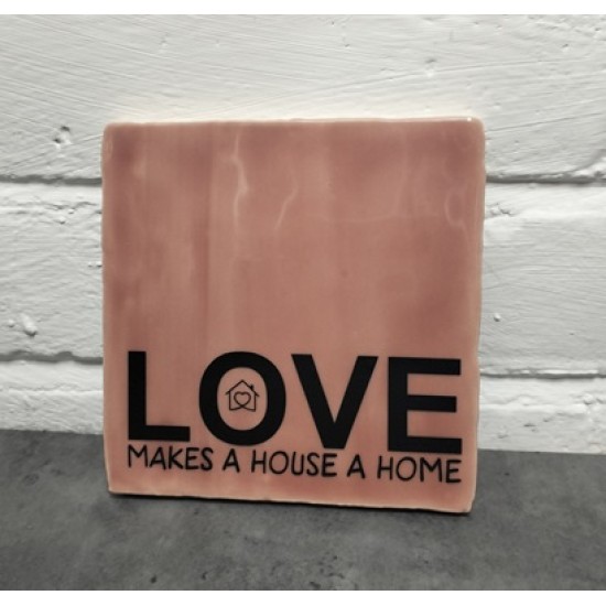 863-Love makes a house a home