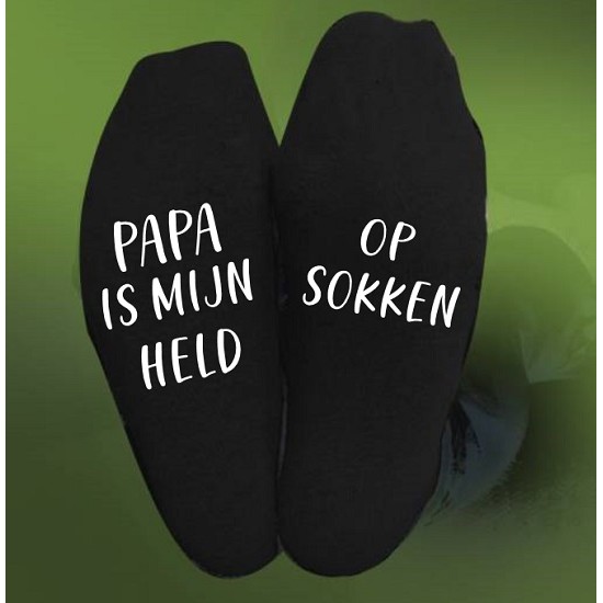 002-Papa is mijn held op sokken